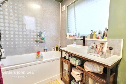 Middlewich CW10 3 bed semi
