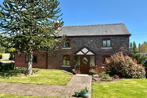 Elms Green, Leominster 4 bed detached house for sale