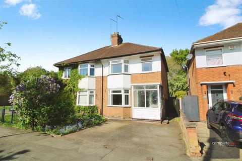 Catesby Road, Rugby CV22 3 bed semi