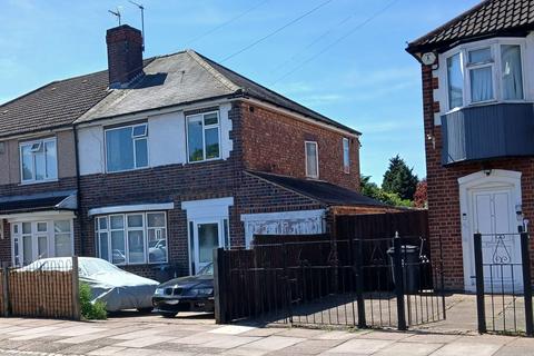 4 Burnaston Road, Aylestone... 3 bed semi