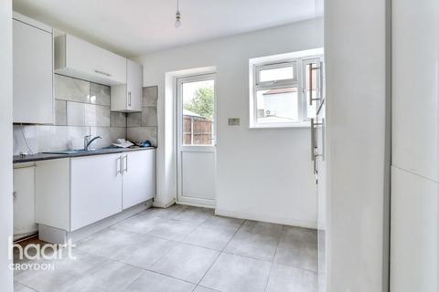 Rosedene Avenue, Croydon 3 bed terraced house for sale