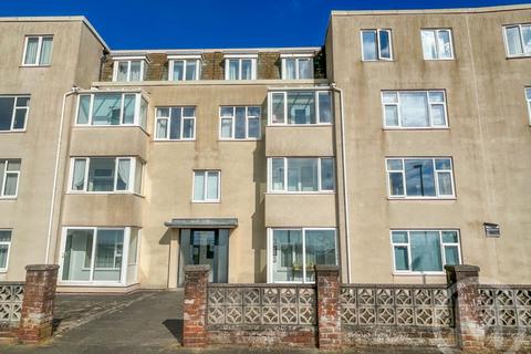 Crescent Court, New South Promenade 2 bed maisonette for sale