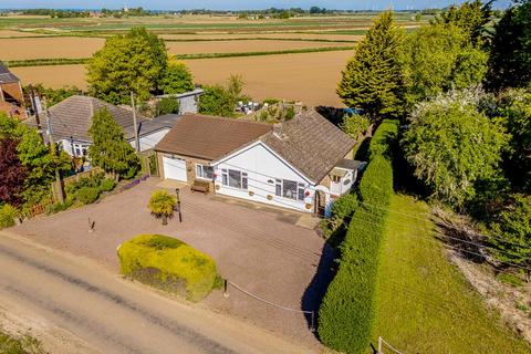 Water Gate, Quadring, Spalding 3 bed detached bungalow for sale