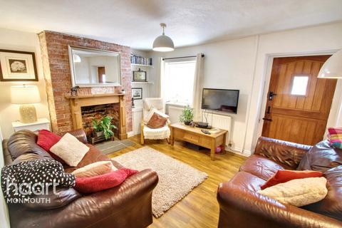 Cinderhill Street, Monmouth 3 bed terraced house for sale