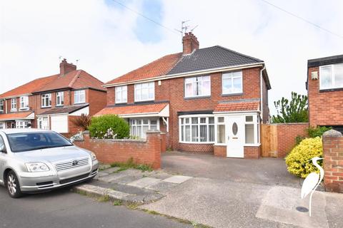 Acklam Avenue, St Aidans Estate... 3 bed semi