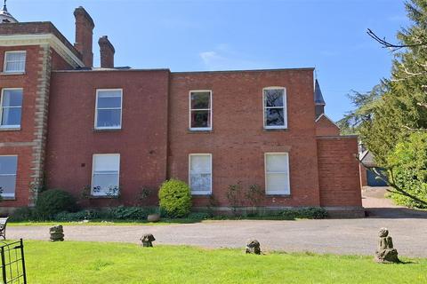 Putley Court, Putley, Ledbury 2 bed apartment for sale