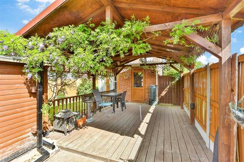 Blythe Close, Sittingbourne, Kent 3 bed end of terrace house for sale