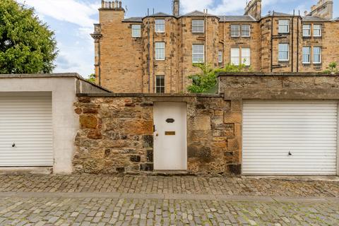 Belgrave Crescent Lane, Edinburgh, EH4 2 bed flat for sale