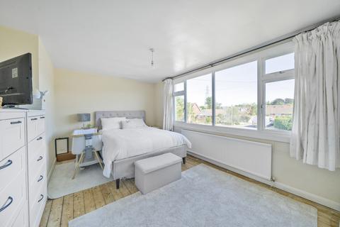 Springbank Way, Gloucestershire GL51 3 bed semi