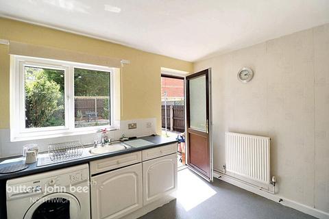 Harrow Way, Northwich 2 bed bungalow for sale