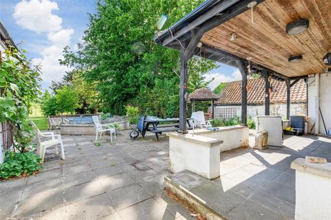Highlands Hill, Swanley BR8 4 bed detached house for sale