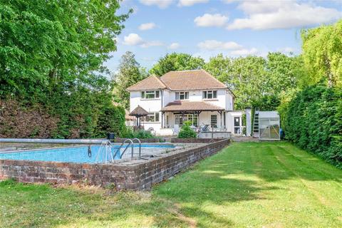 Highlands Hill, Swanley BR8 4 bed detached house