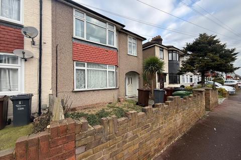 Ground Rents, Flats, 27