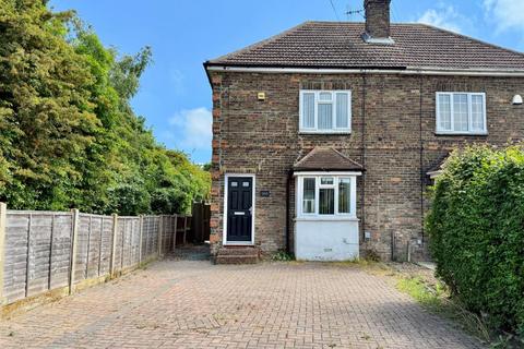 160 Barton Hill Drive, Minster on... 2 bed semi
