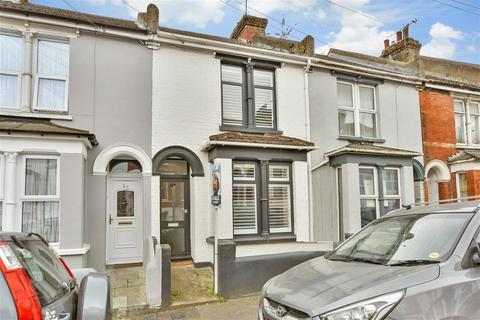 Castle Avenue, Rochester ME1 3 bed terraced house for sale