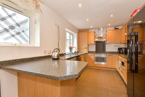 Churchill Avenue, Chatham, Kent 3 bed terraced house for sale