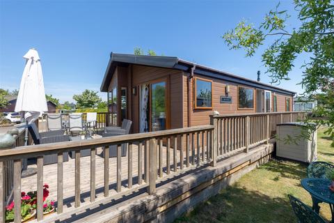 Salters Lane, Lower Moor WR10 2 bed park home for sale