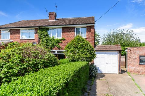 Wykeridge Close, Chesham... 4 bed semi