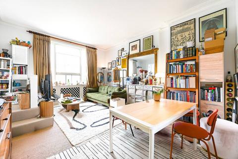 Onslow Gardens, South Kensington... 2 bed flat for sale