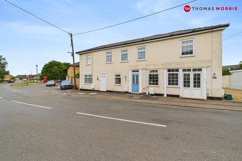 High Street, Huntingdon PE28 3 bed terraced house for sale