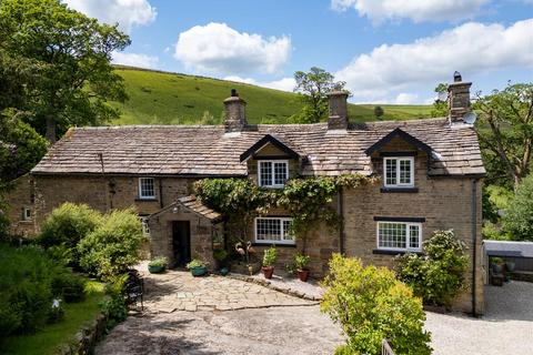 Lyme Handley, Whaley Bridge, High Peak 4 bed house for sale