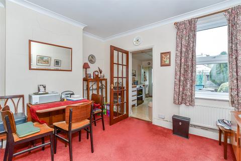 William Street, Tunbridge Wells TN4 2 bed semi