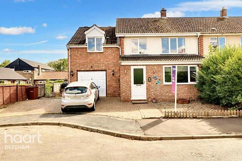 Rougholme Close, Gressenhall 5 bed semi