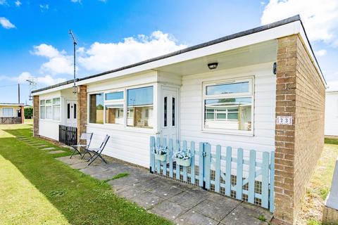 Sunbeach Holiday Park, California 2 bed park home for sale