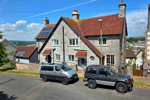 Edge of Warberries, Torquay 4 bed semi