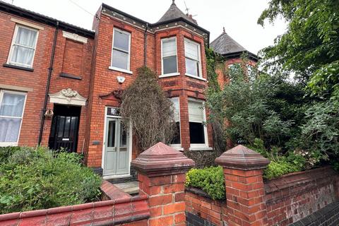Albert Crescent, Lincoln LN1 4 bed terraced house for sale