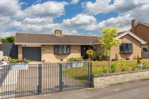 Water Meadows, Worksop, S80 3 bed bungalow for sale