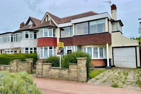 Marine Parade, Leigh