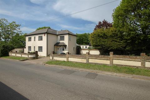 Tysea Hill, Stapleford Abbotts, Romford 4 bed detached house for sale