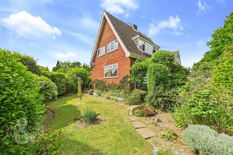 Chancel Close, Brundall, Norwich 3 bed chalet for sale
