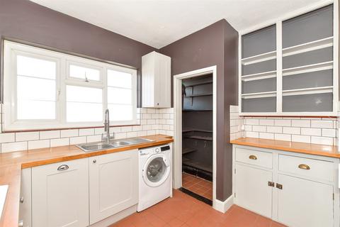 Havelock Road, Southsea, Hampshire 3 bed apartment for sale