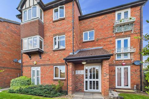 Rabournmead Drive, Northolt, UB5 2 bed flat for sale