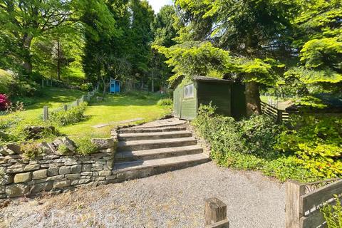 Huddersfield Road, Newhey, OL16 4 bed end of terrace house for sale
