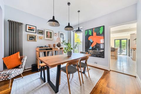 Meadow Road, Tonbridge, TN9 3 bed semi