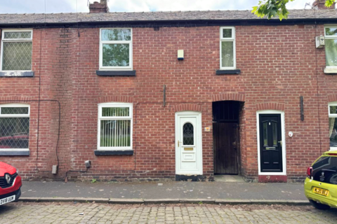 Belmont Close, Stockport 2 bed terraced house for sale