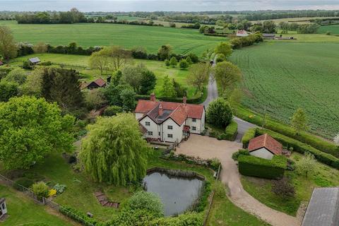 Charsfield, Woodbridge, Suffolk, IP13 5 bed detached house for sale