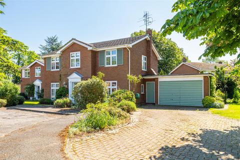 East Hills, Cranfield 4 bed detached house for sale