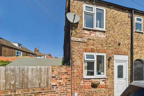 Adelphi Street, Driffield, YO25 6RF 2 bed end of terrace house for sale