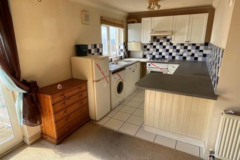 South Street, Ventnor, Isle of Wight 2 bed flat for sale
