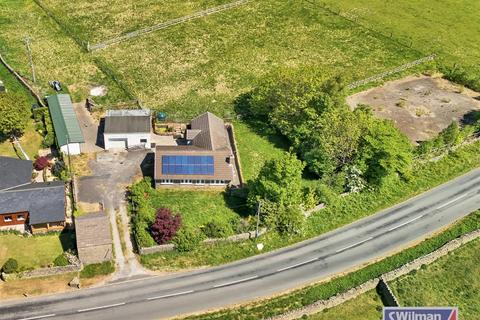 Lothersdale Road, Glusburn, Keighley 4 bed detached bungalow for sale