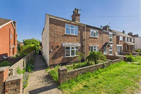 Stewton Lane, Louth LN11 2 bed end of terrace house for sale