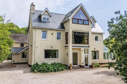 Ashby Road, Statfold, Tamworth, B79 0BT 7 bed character property for sale