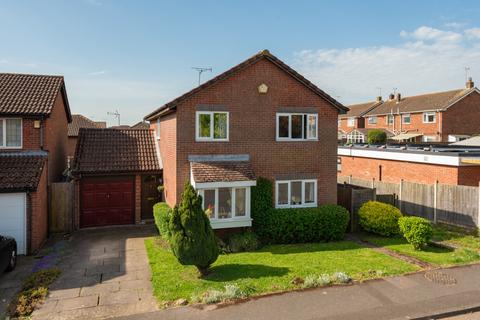 Ripley Road, Willesborough 4 bed detached house for sale