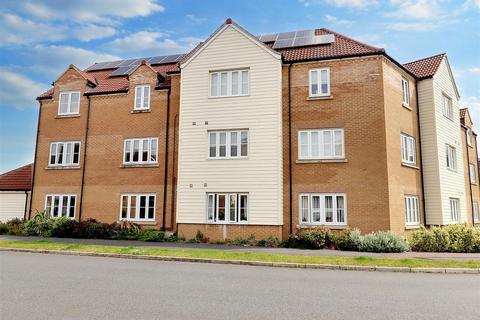 Kestrel Avenue, Norwich NR8 1 bed apartment for sale