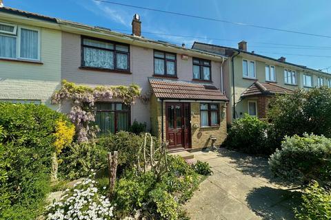 St Richards Road, Deal, Kent, CT14 3 bed terraced house for sale