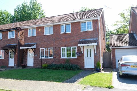 Serle Close, Totton SO40 2 bed semi